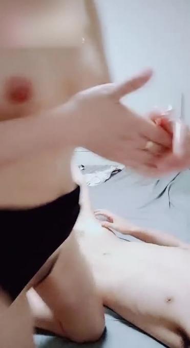 【上门按摩】上门按摩女技师指滑挑逗勾引顾客加钟 预览截图 7
