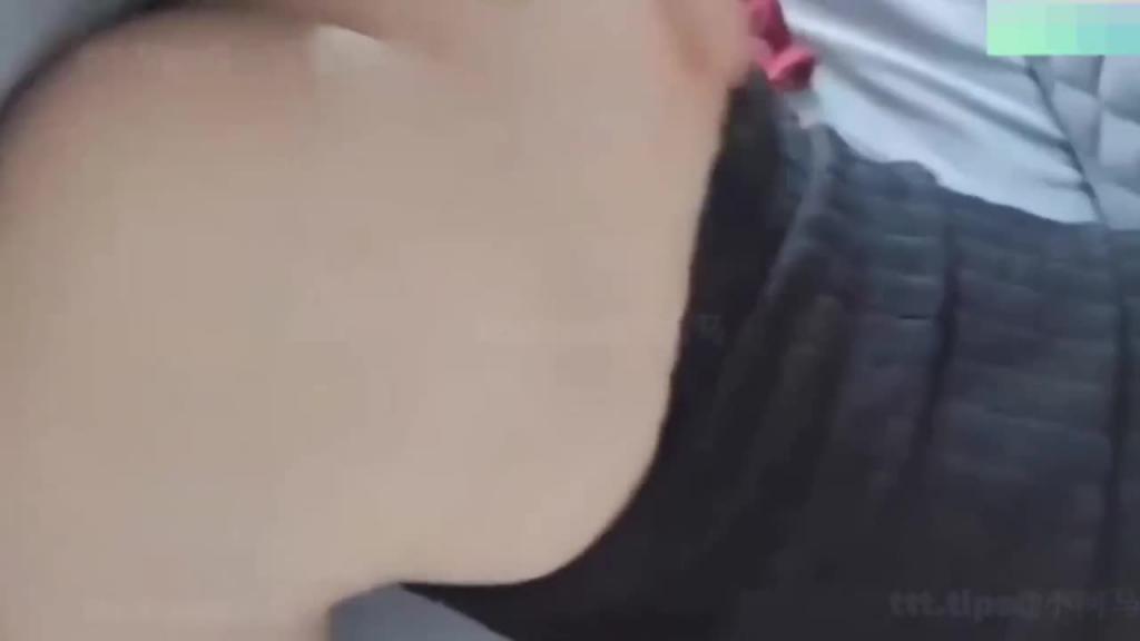 【姐弟乱伦】姐姐美腿黑丝诱惑 预览截图 8