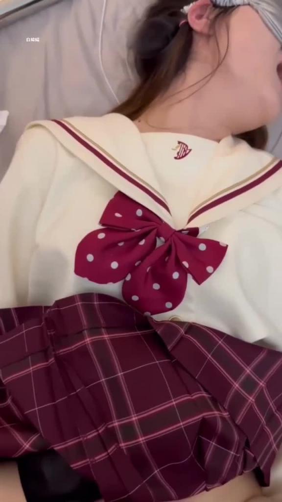 深情PUA-超嫩乖乖富家女被白嫖输出,红格JK小兄妹,这白嫩嫩的肌肤操着太爽了 预览截图 6