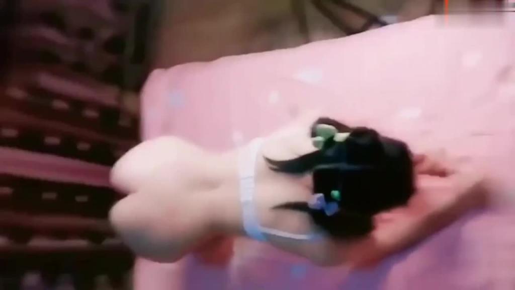 【萝莉探花】赚翻了约到个双马尾JK小萝莉 预览截图 1