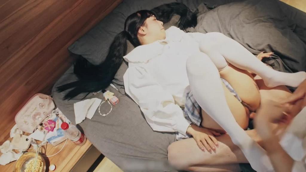 无敌萝莉音叫爸爸JK纹身姐姐 预览截图 7