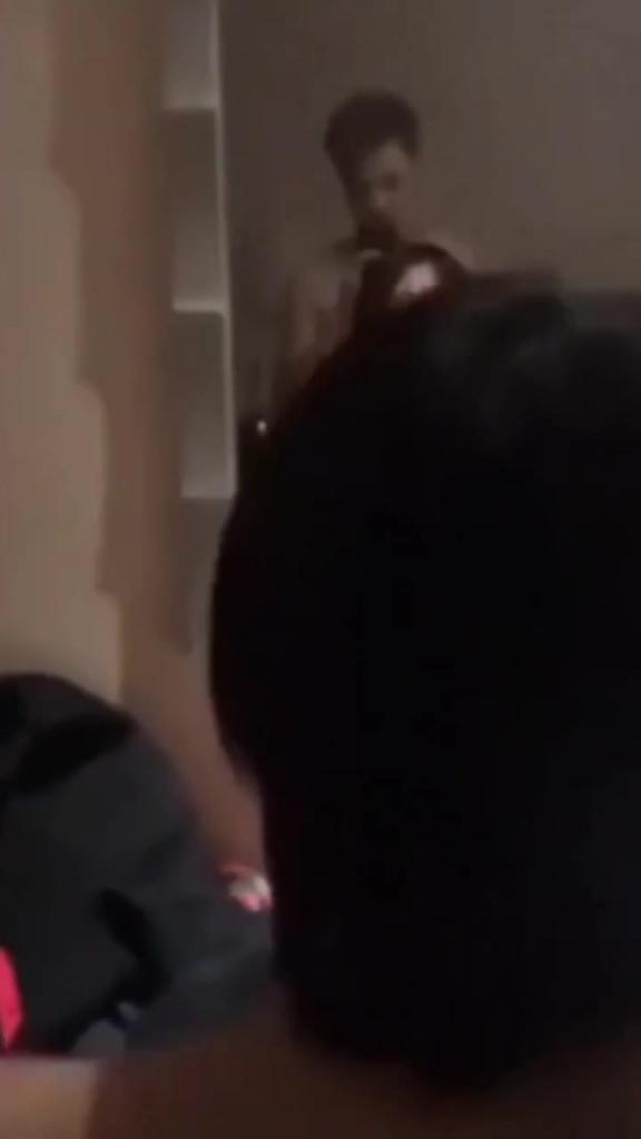 反差泄密上海网红健身私人教练咸蛋小姐多姿势玩3P私拍流出 预览截图 4