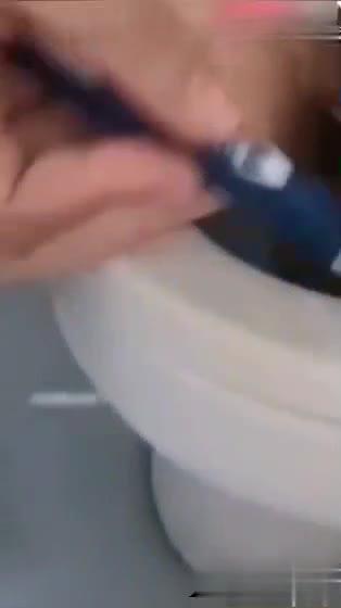 母子乱伦帮妈妈剃毛对白精彩 预览截图 4
