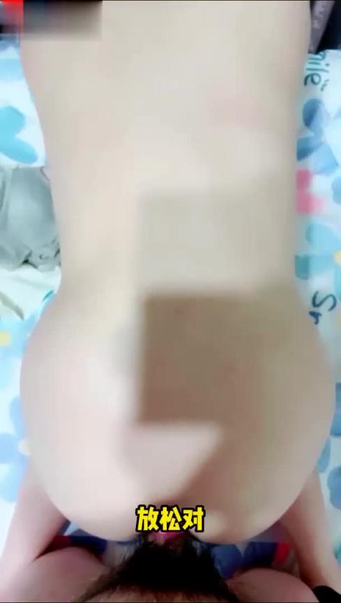 6000块钱,处女开苞,03年露脸清纯学生妹,强行内射卖掉网夜的天真女孩 预览截图 12