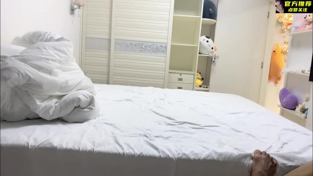 【PUA高中生】强行颜射_小奶狗套路高中妹操的哭喊 预览截图 12
