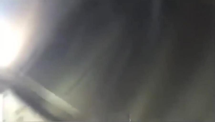 超级变态 奇葩街射公共场合当着众多人面撸管被妹子看到鄙视一路跟踪到培训师家中射精到人家高跟鞋 预览截图 12