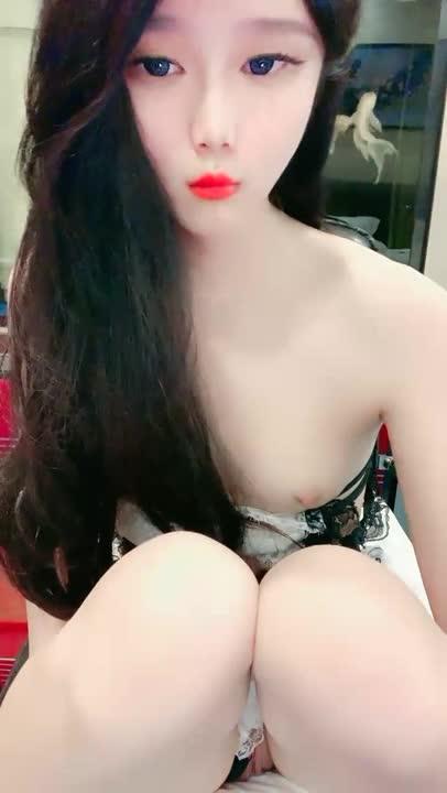 校花学妹露脸暑假在家激情大秀直播赚外快勾搭狼友 情趣装扮粉嫩娇乳 预览截图 10