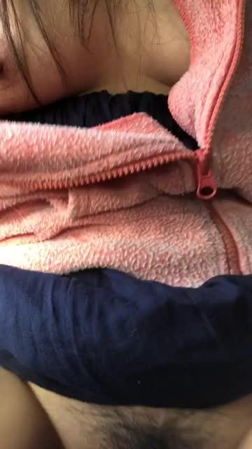 女上位车震,技术娴熟 预览截图 7