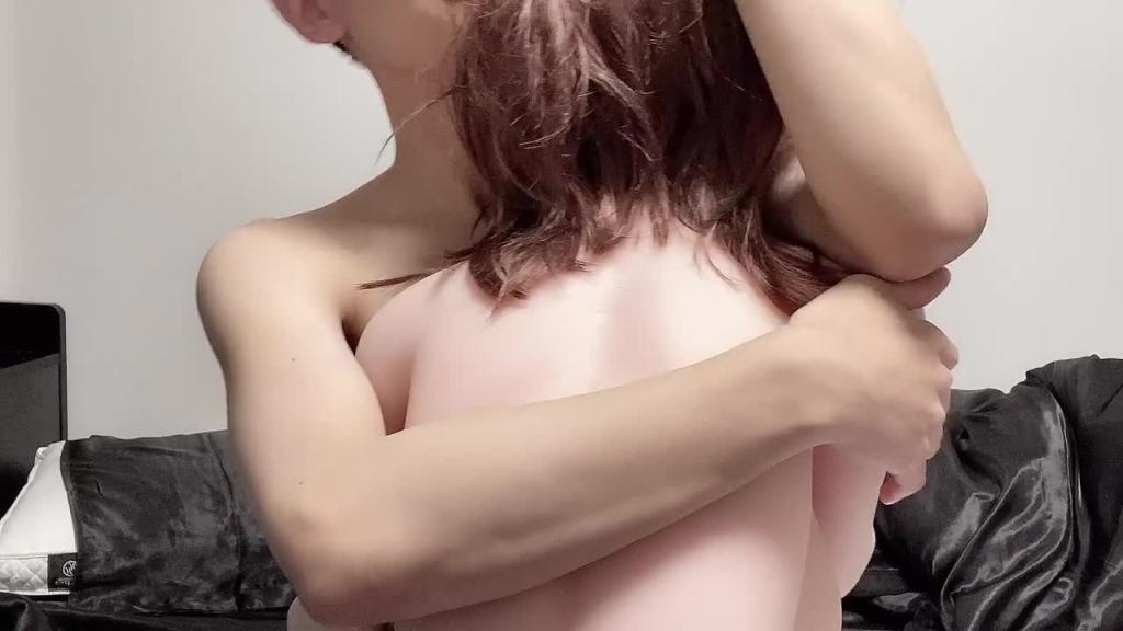 [女性] 一个英俊的社会成员，从 t 开始持续舔她的乳房和阴部 11 分钟-aoidick1124 预览截图 1