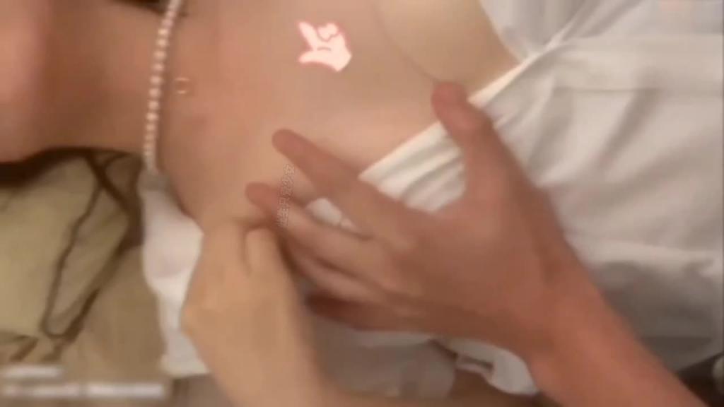 刚追到的大一清纯校花学生妹JK制服中出美少女真刺激 预览截图 9