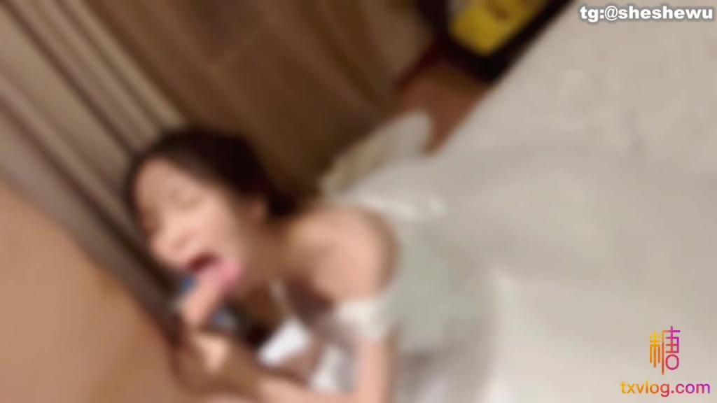【猫宝宝】新娘子被抓过来强行调教 预览截图 9