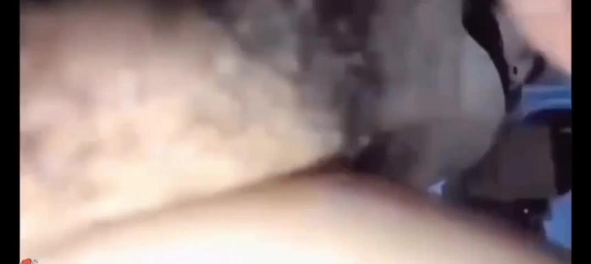 【青岛母子乱伦】,恋母儿子趁妈妈睡着偷偷插入,妈妈不好意思假装睡醒任其玩弄 预览截图 4