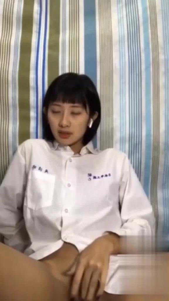 校园泄密职校学生妹少女涵涵私拍露脸自慰自拍反差 预览截图 6