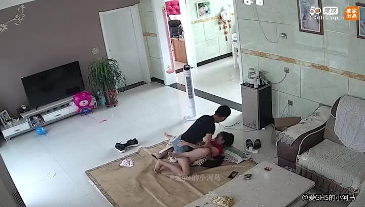 春节疫情!嫂子回不了家!兄妹相约哥哥家里!啪啪啪 预览截图 12