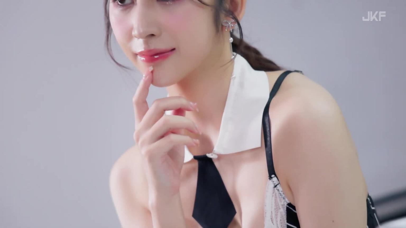 【JKF杂志】2024 11月号COVER STORY 「完美比例」七森莉莉 预览截图 10
