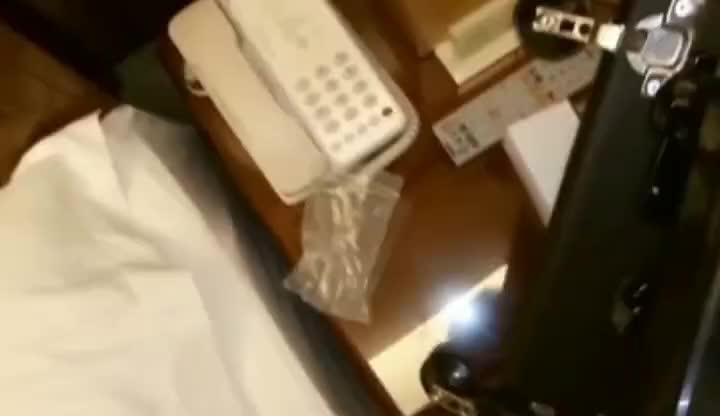 【真实父女乱伦事件】父女做爱私拍视频被无意曝光 对白超级刺激 预览截图 5
