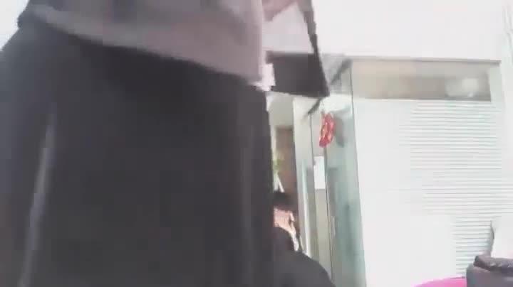 【绿帽淫妻】捉奸反被羞辱,你舔我的逼里头有他的精液 预览截图 8