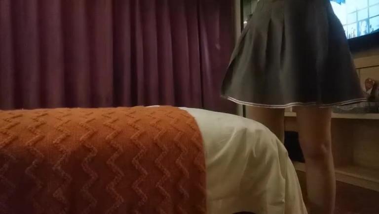 大神在东莞会所真实选妃,一排高个长腿美女随便你挑 预览截图 3