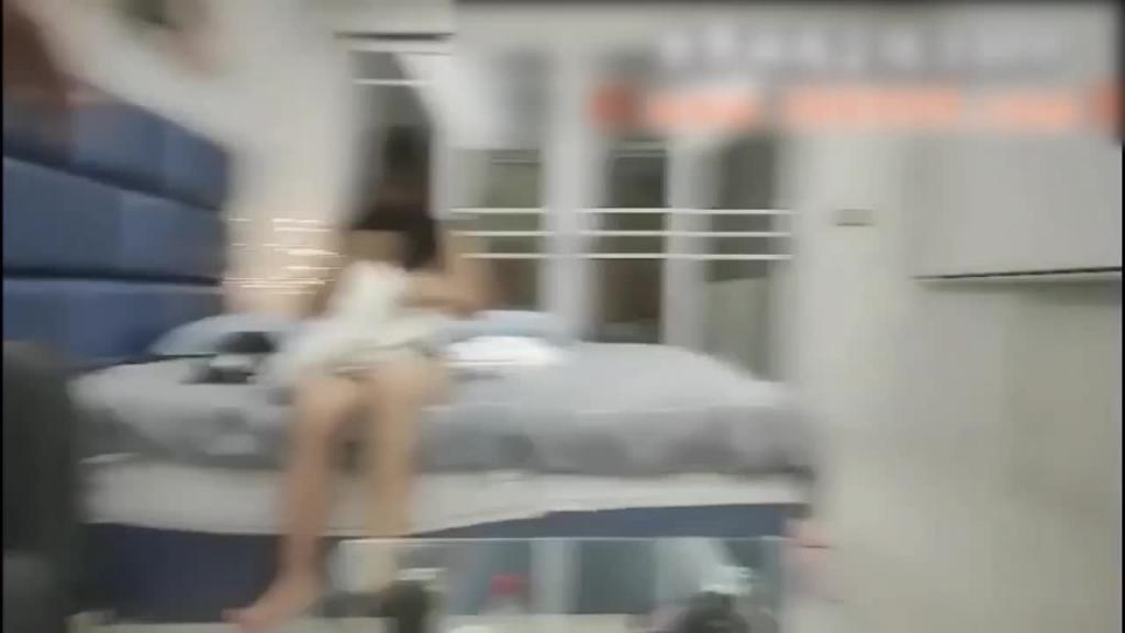 爸妈不在家兄妹乱伦　清纯妹妹身材超好 预览截图 12
