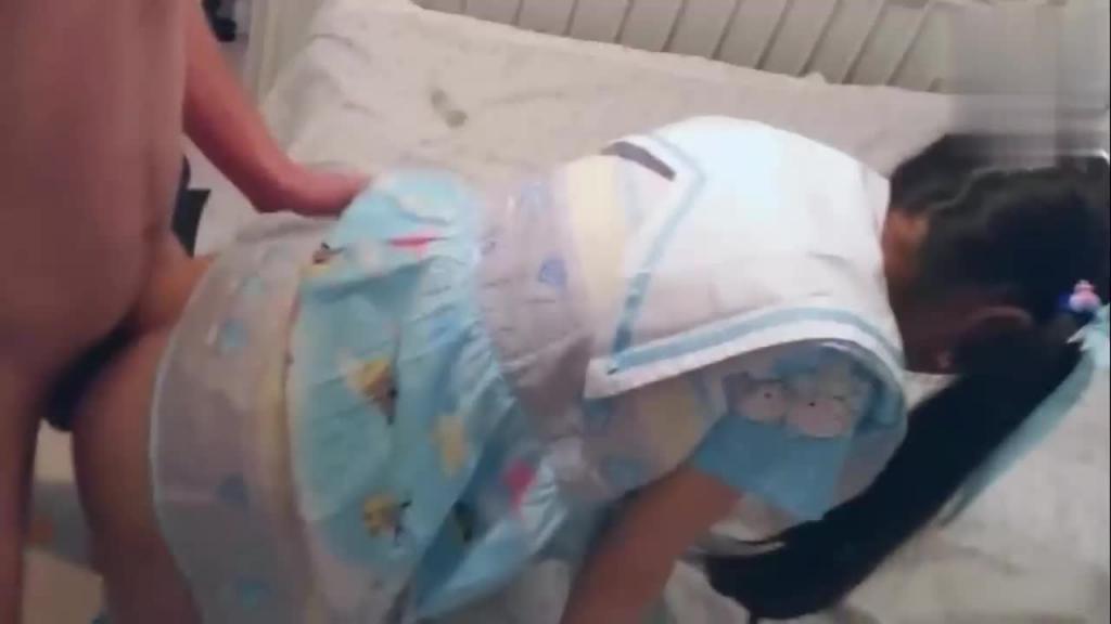 带女儿去游乐场,回到家里让他肉偿 预览截图 6
