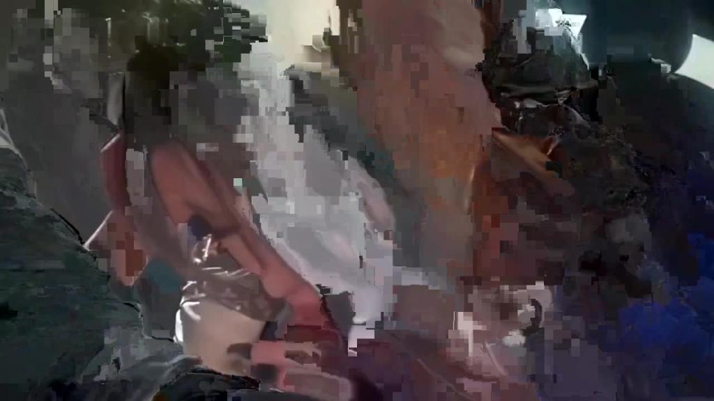 公司女白领人妻唾液深喉拉丝,激情车震 预览截图 4