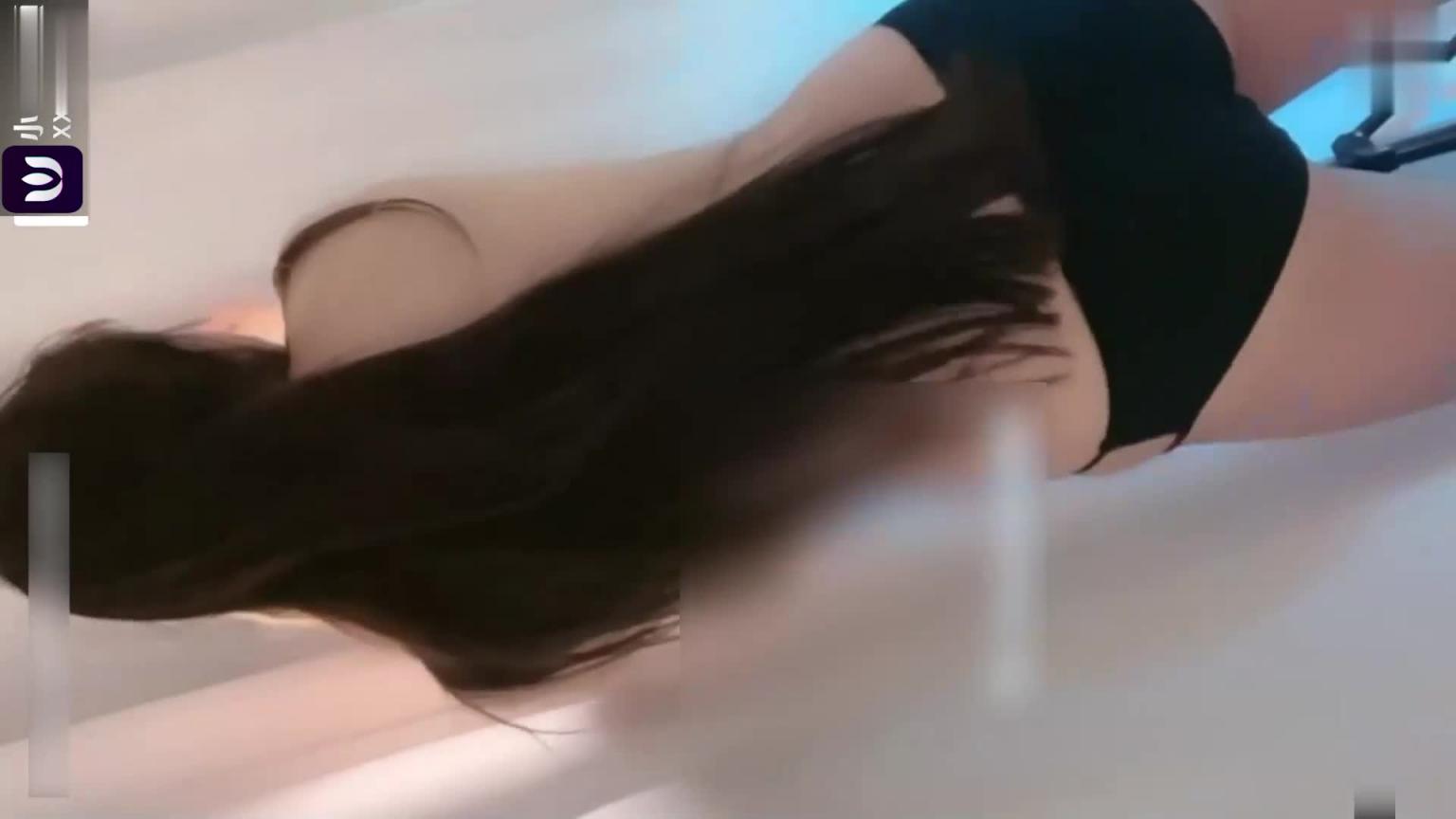 新增！快手主播【欣妹妹】最新定制私拍大尺度巨乳肥臀裸舞道具掰逼福利 预览截图 7