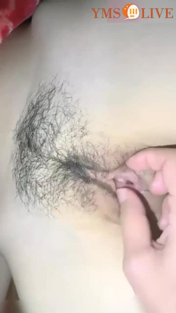【乱伦侄女】2800敲开侄女房门好学的样子巨反差 预览截图 10