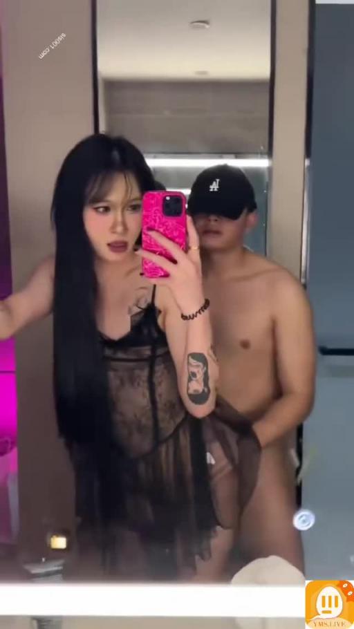 操爆反差婊 (1) 预览截图 5