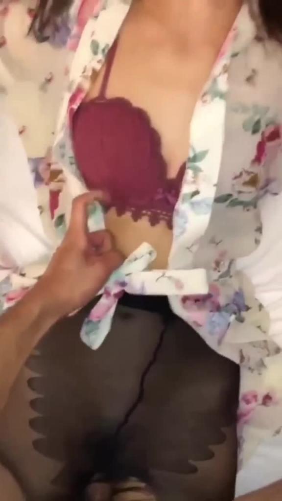 嫂子午睡中，被我强插颜射 预览截图 10