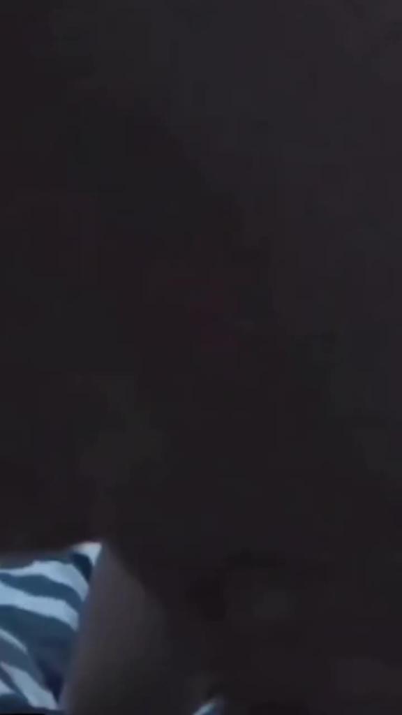 中文字幕-国产真实姐弟乱伦,和淫荡姐姐在爸妈房间玩激情 预览截图 5