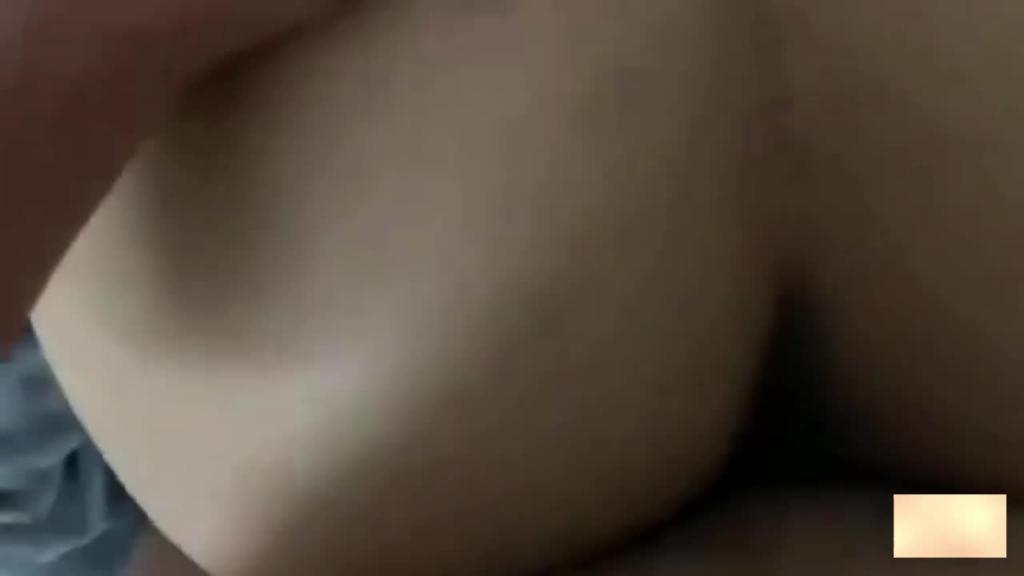 网爆吃瓜-超漂亮的大专女生分手后私密视频被渣男流出~ 预览截图 11