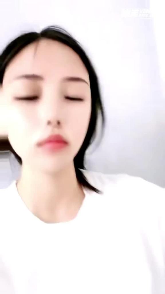 【爆乳核弹,制服诱惑】巨乳护士下海【温柔小护士】偷偷在病房病房厕所各种玩弄巨乳放骚求操 极品爆乳绝了 直接秒射 (4) 预览截图 12