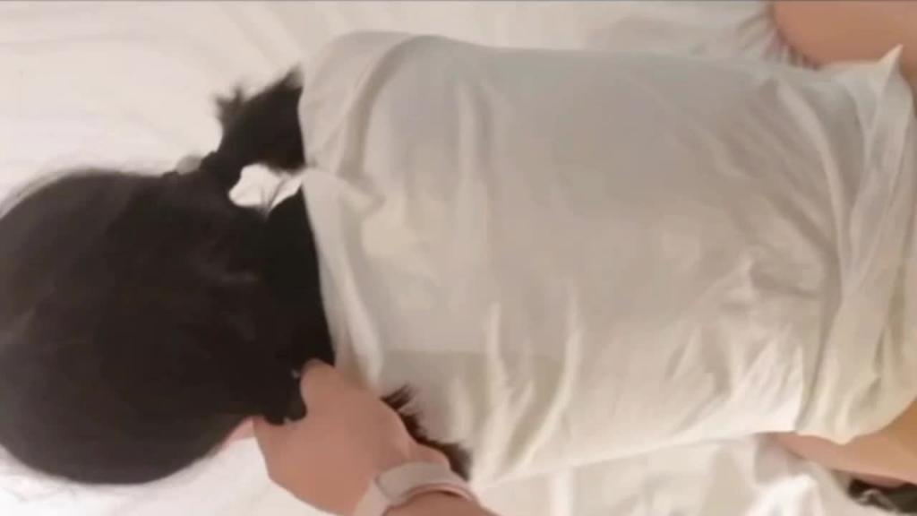 大神pua在校高中生少女拍视频稚嫩小萝莉足交啪啪罪恶感太强了 预览截图 5
