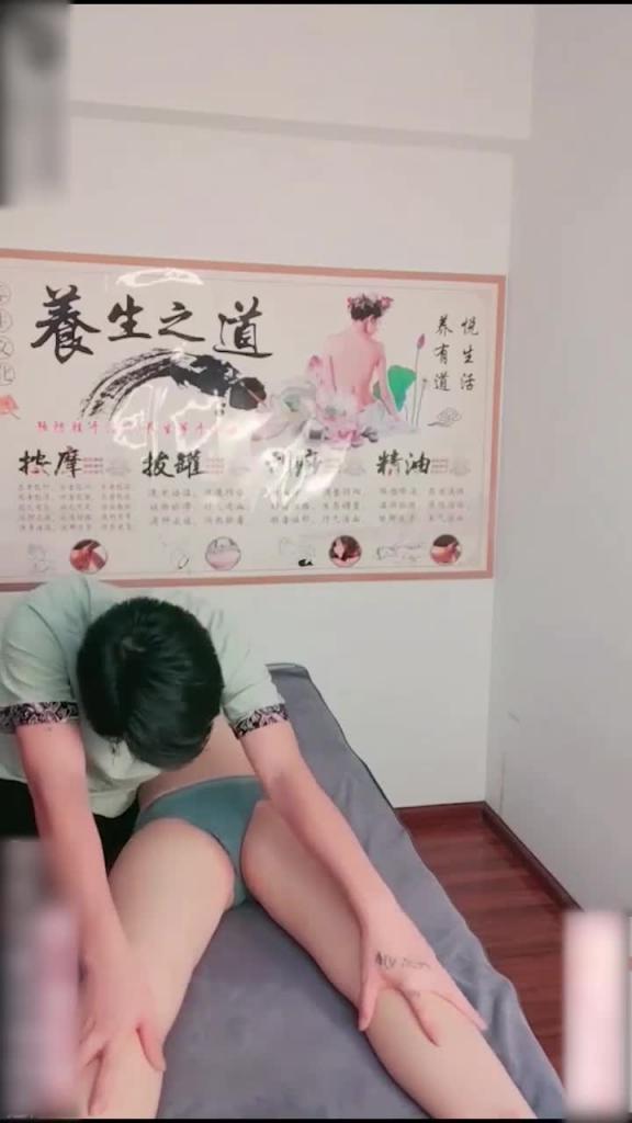 养生会所里的极品大奶妹勾搭按摩小哥69口交水多高潮内射 预览截图 4