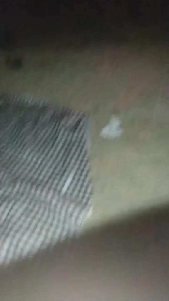 【轮奸高中小萝莉】半夜被学长骗到郊外轮奸 预览截图 6