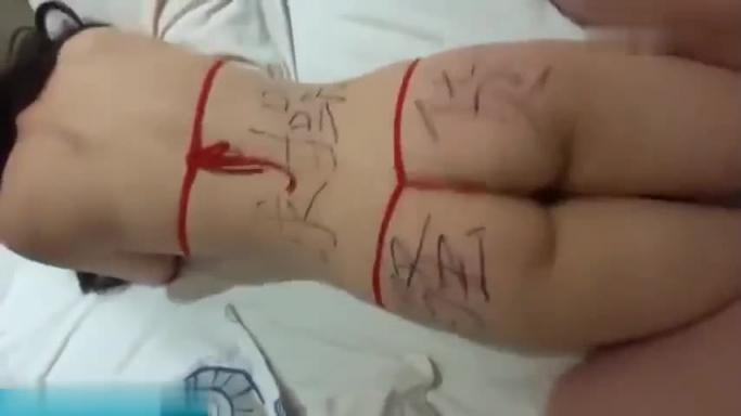 【绿帽淫妻】成都闷骚人妻终极调教版!刮毛、群P,身体被完全开发。 预览截图 6