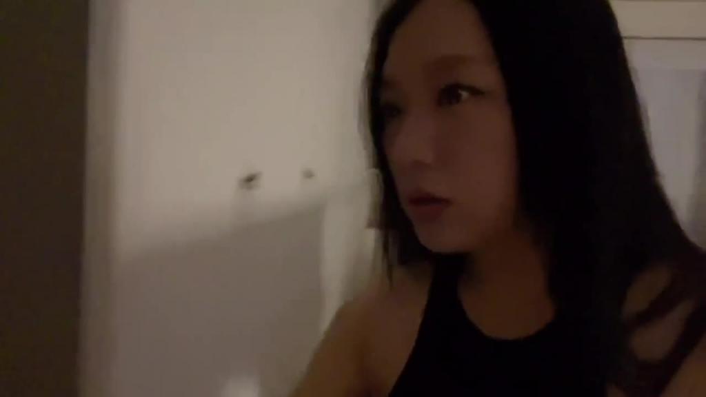 极品白嫩美乳女神Daisybaby成人版剧情V怪客 大量精液无套中出 预览截图 2