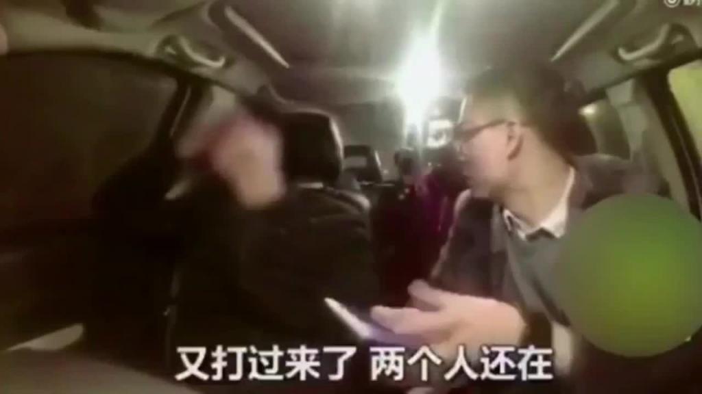 【捉奸教科书】大哥被绿很生气!组建团队有计划有证据的记录捉奸!暴打奸夫 预览截图 7