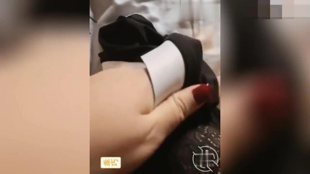 国产乱伦 用哥哥内裤自慰,偷看哥哥打飞机 妹妹勾引哥哥被哥哥调教操嫩逼 预览截图 3
