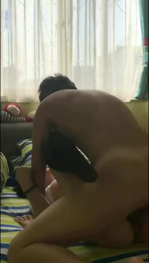 《学妹被骗》美女被学长侵犯导致怀孕 预览截图 8