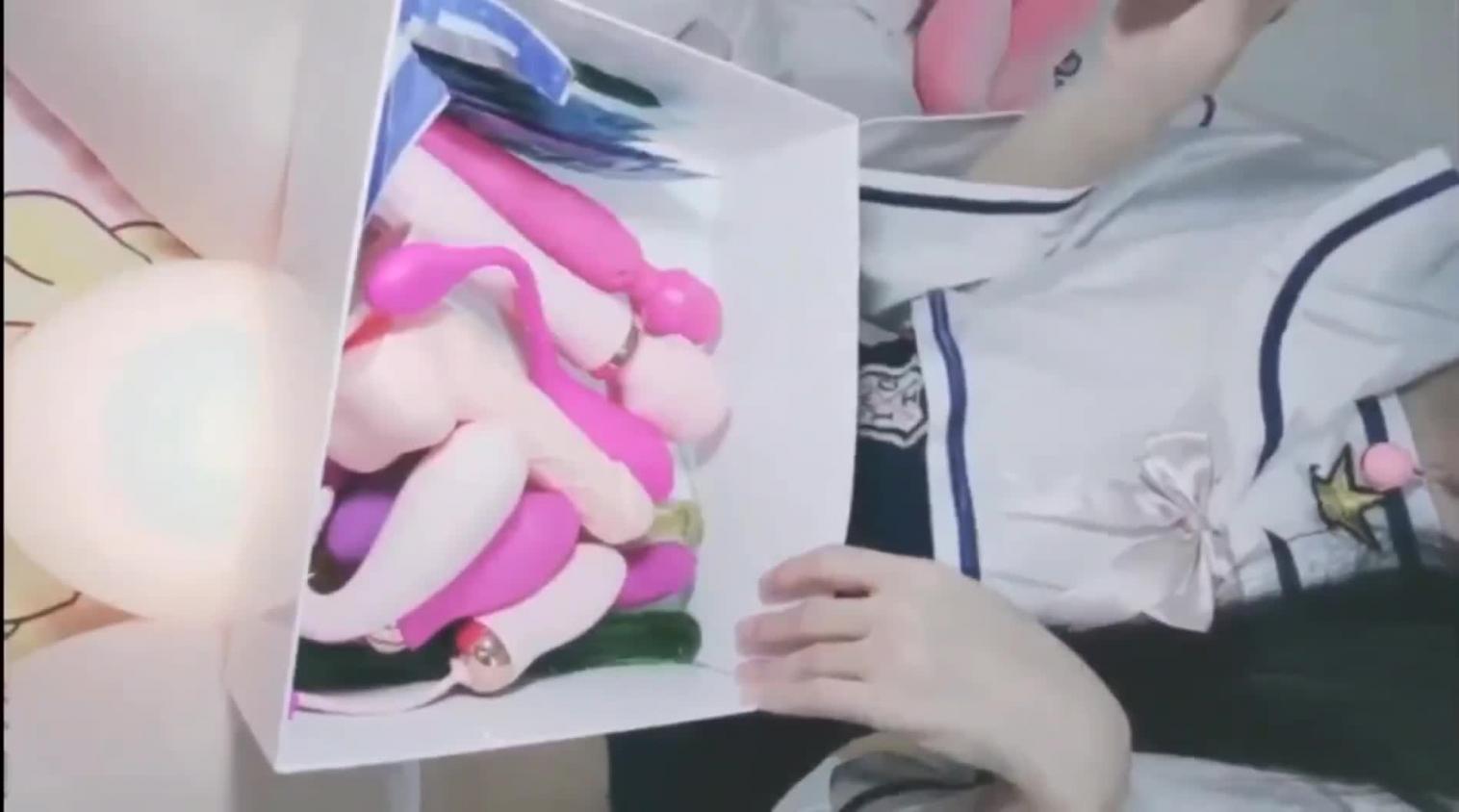 心动信号高颜值极品白虎美鲍少女，掰开给你看 预览截图 7