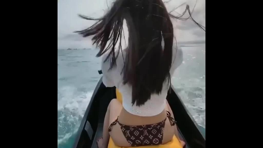 深圳游艇会淫乱现场堪比海天盛宴 预览截图 8