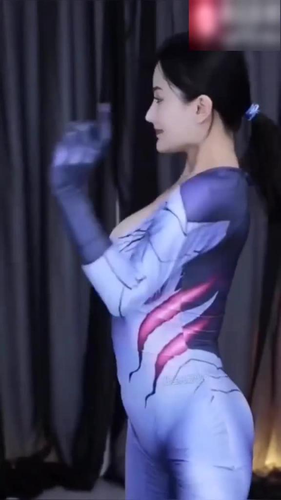 虎牙主播巨乳女神 预览截图 12