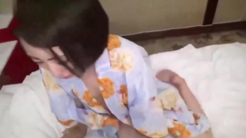 趁哥哥不在家,把嫂子 SM 方式才能操到她,调教的拘束玩法 预览截图 3