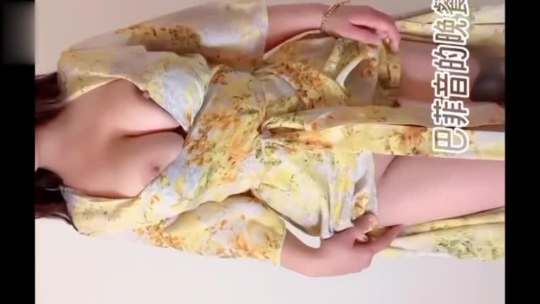 『泄密』快手巨乳[穿云音妙妙音]骚臀大奶 抖奶发骚合集#漏点漏逼 预览截图 1