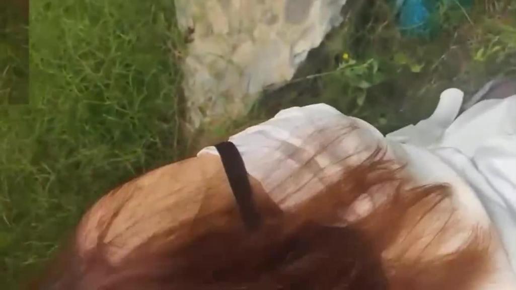 【兄嫂乱伦-最美大胸嫂子爱喷水后续】和嫂子公园野战,淫水狂喷好远 预览截图 8