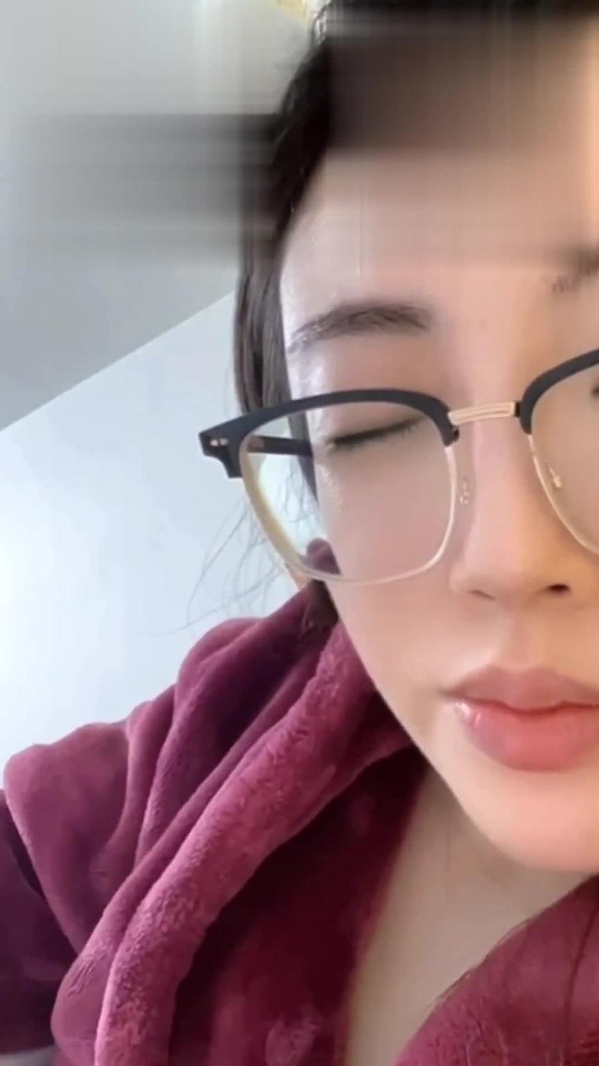 【走光】抖音性感女神走光漏点精彩合集28 预览截图 7