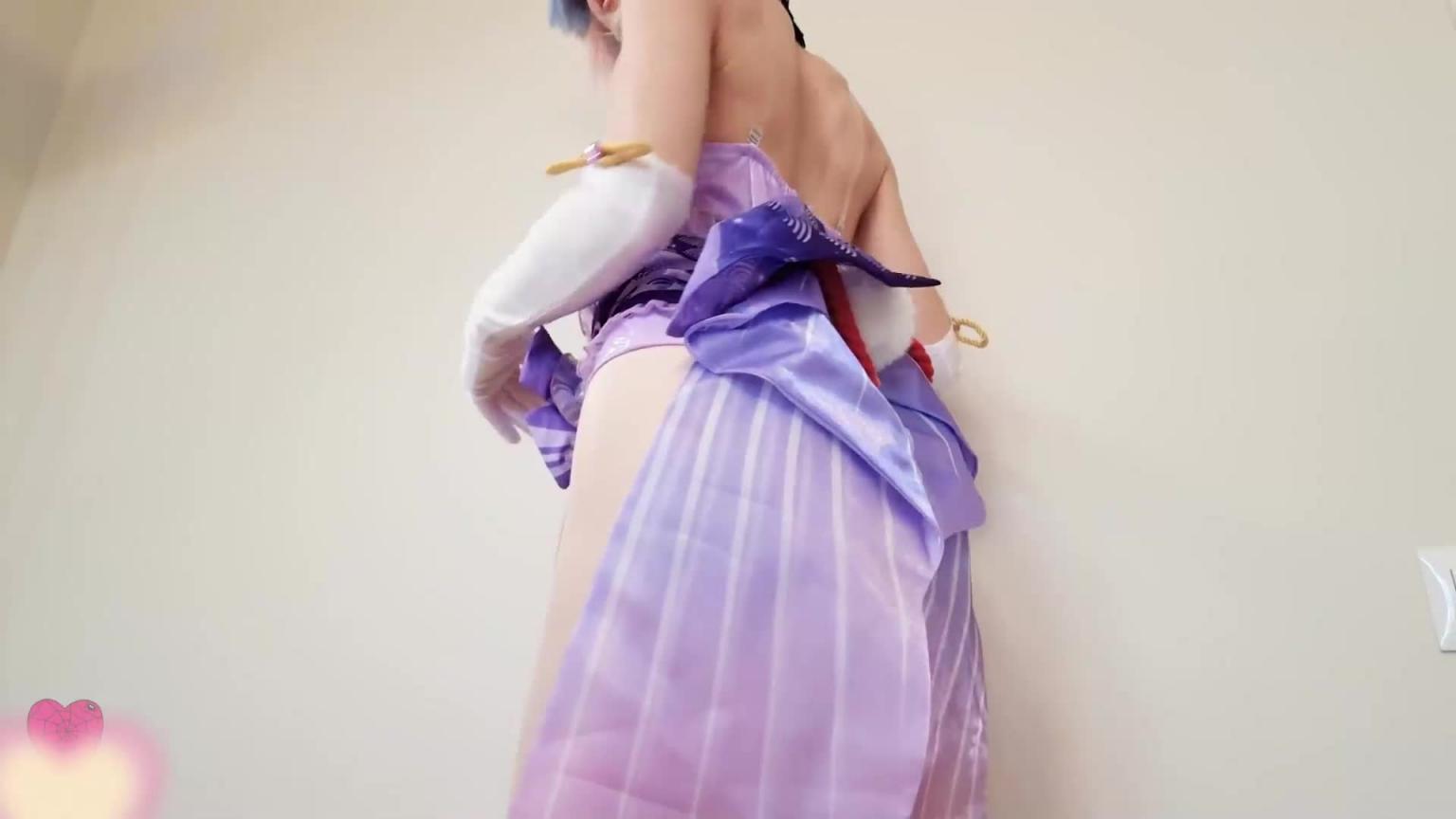 极品白虎美女 cosplay神圣的女祭司 预览截图 1