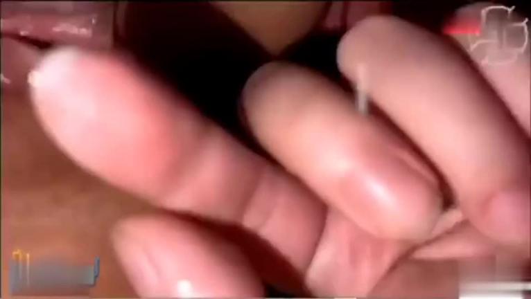 乱伦最美丈母娘,哄骗刮毛继续内射 预览截图 7