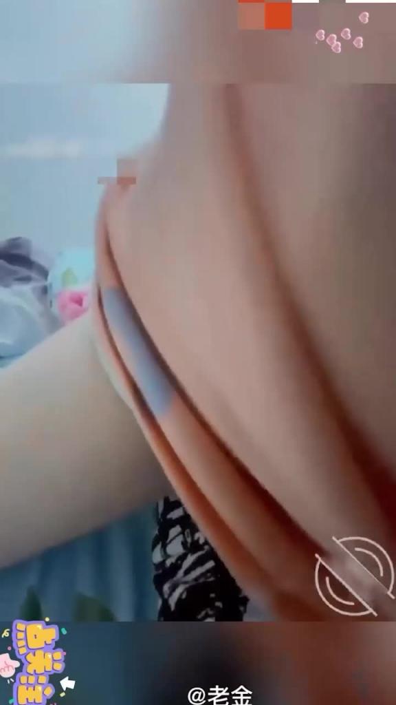 【母子】真实母子，变态儿子长期乱伦妈妈上部-3001 预览截图 6